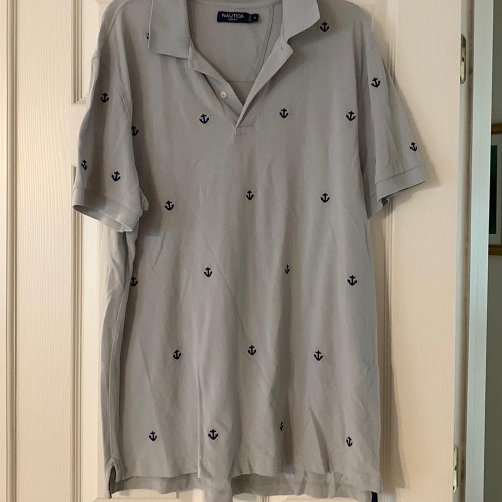 Men’s new without tags XL Nautica slim fit shirt.